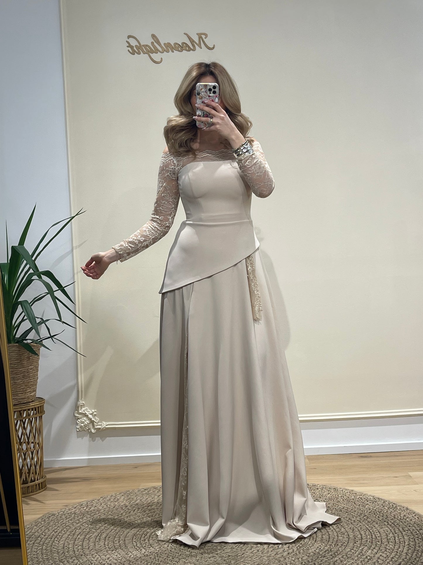 Dress Wiktoria beige