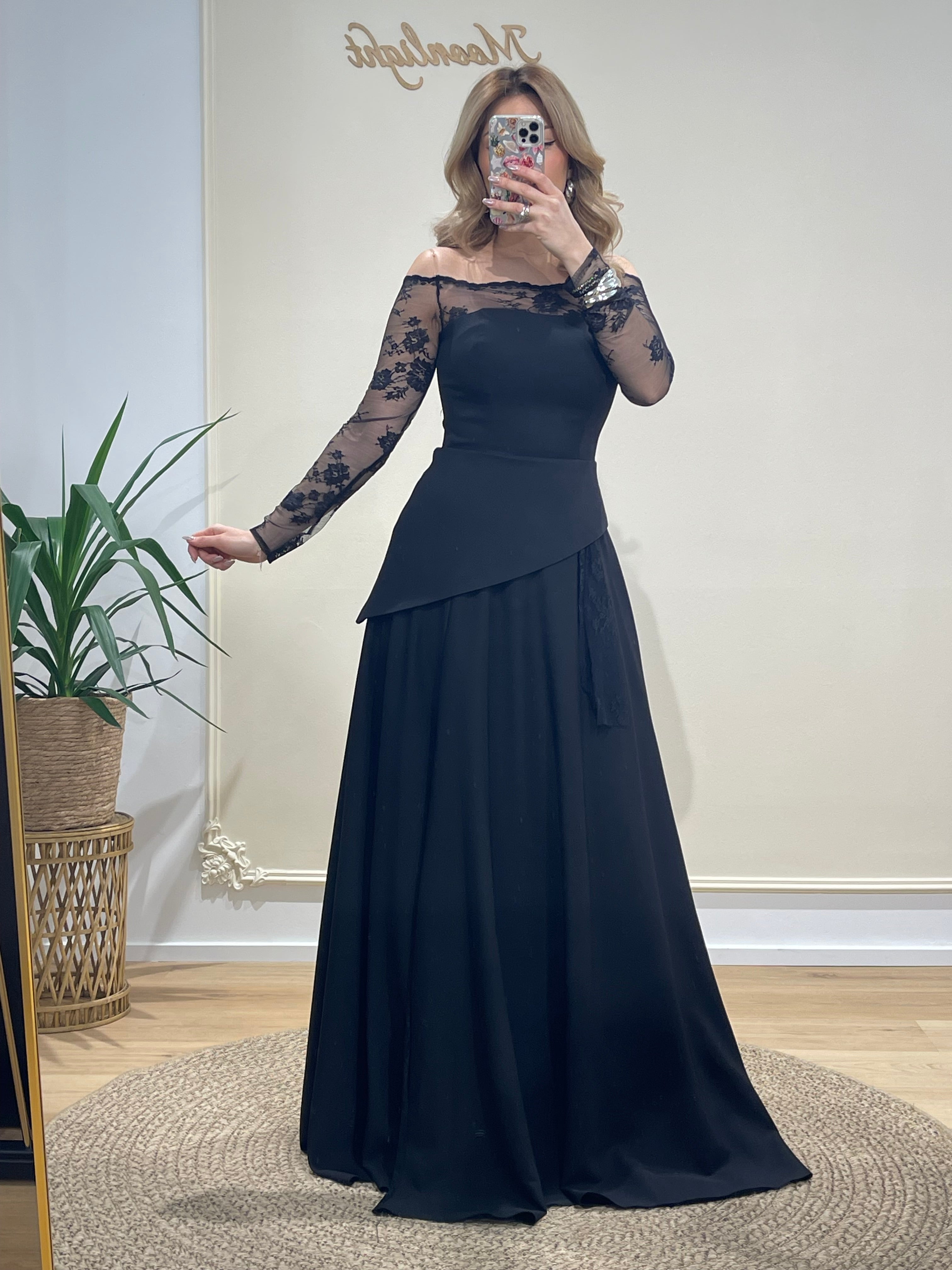 Viktoria Dress schwarz