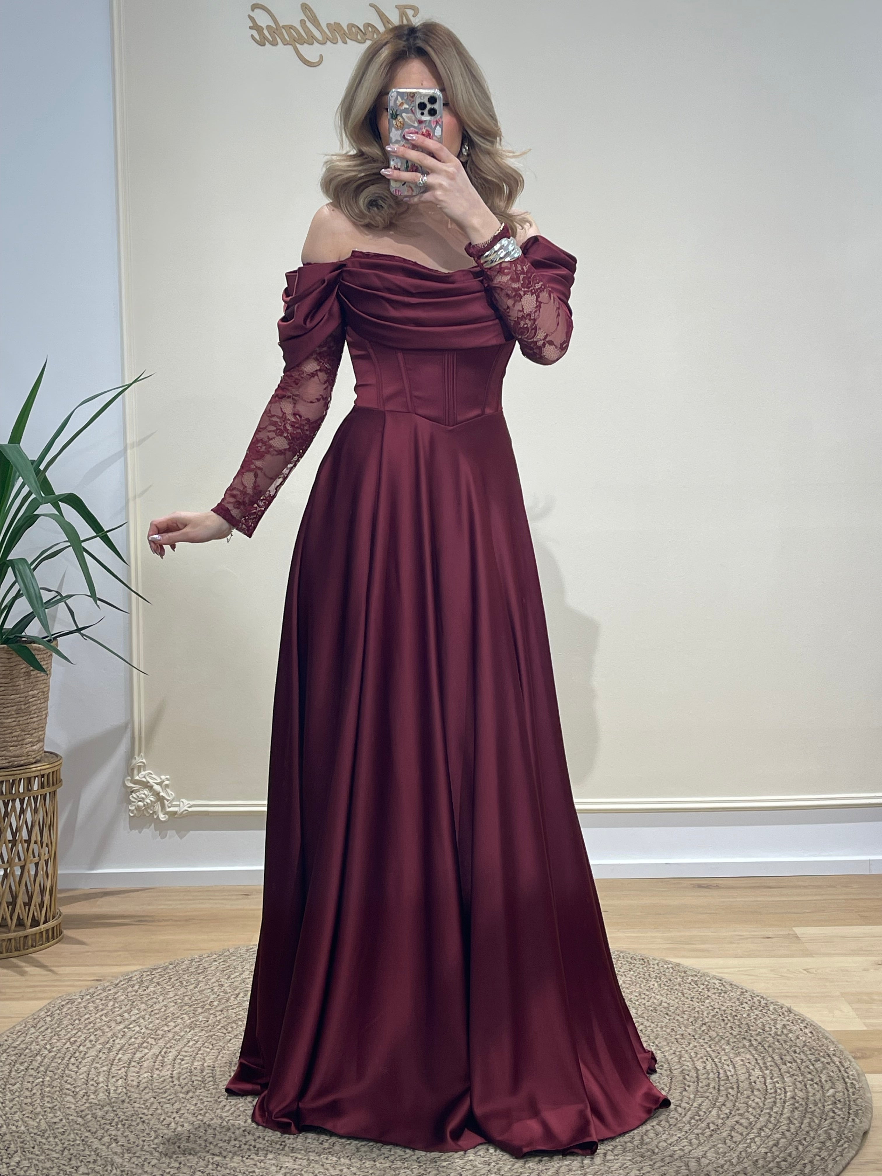 Carmen Dress Bordo