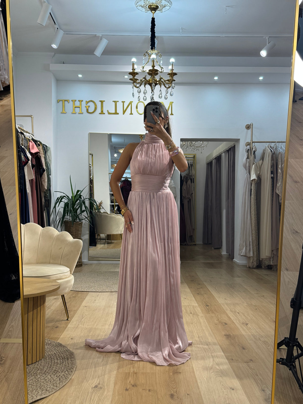 DressMoon