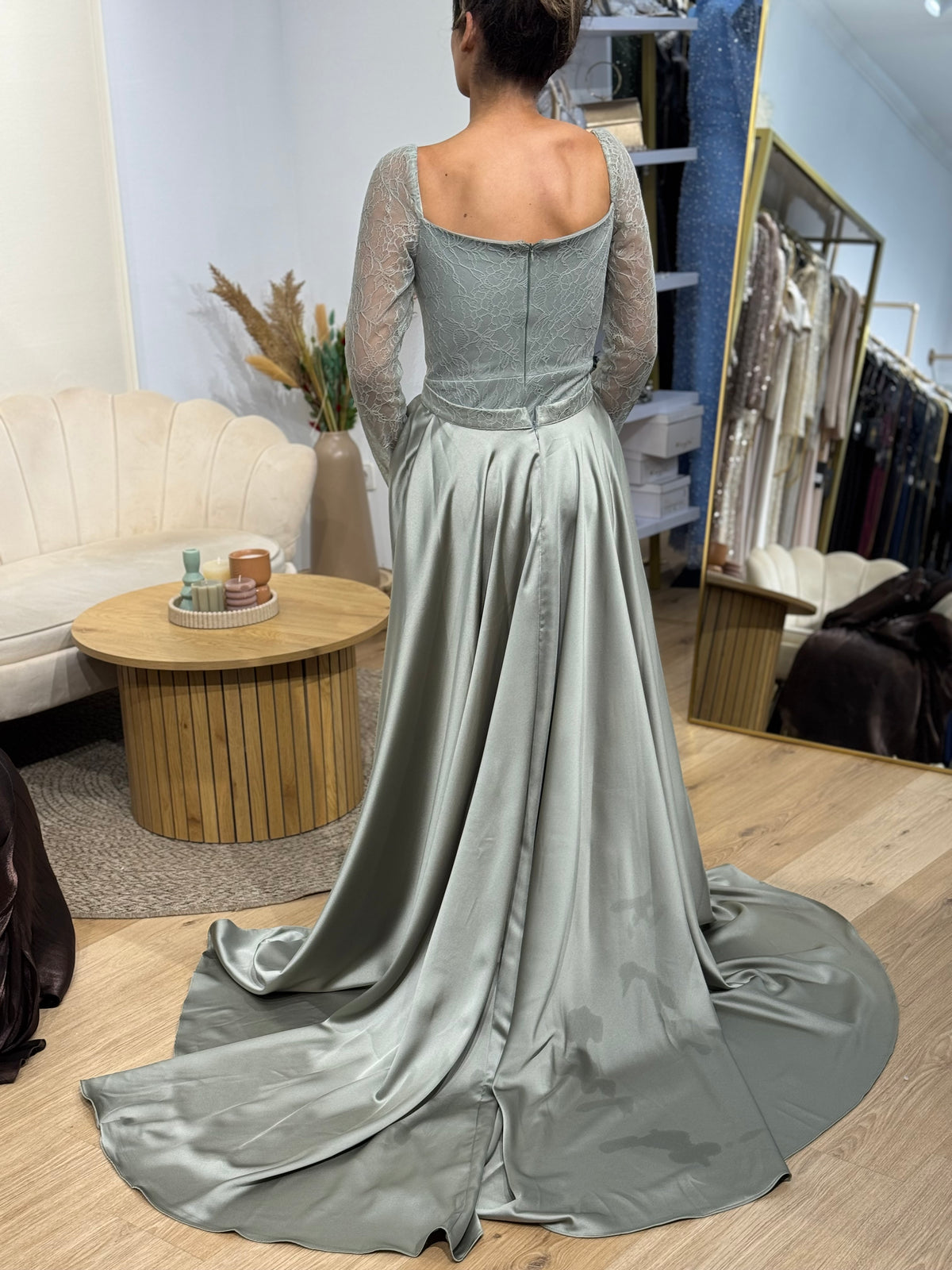 MoonDress