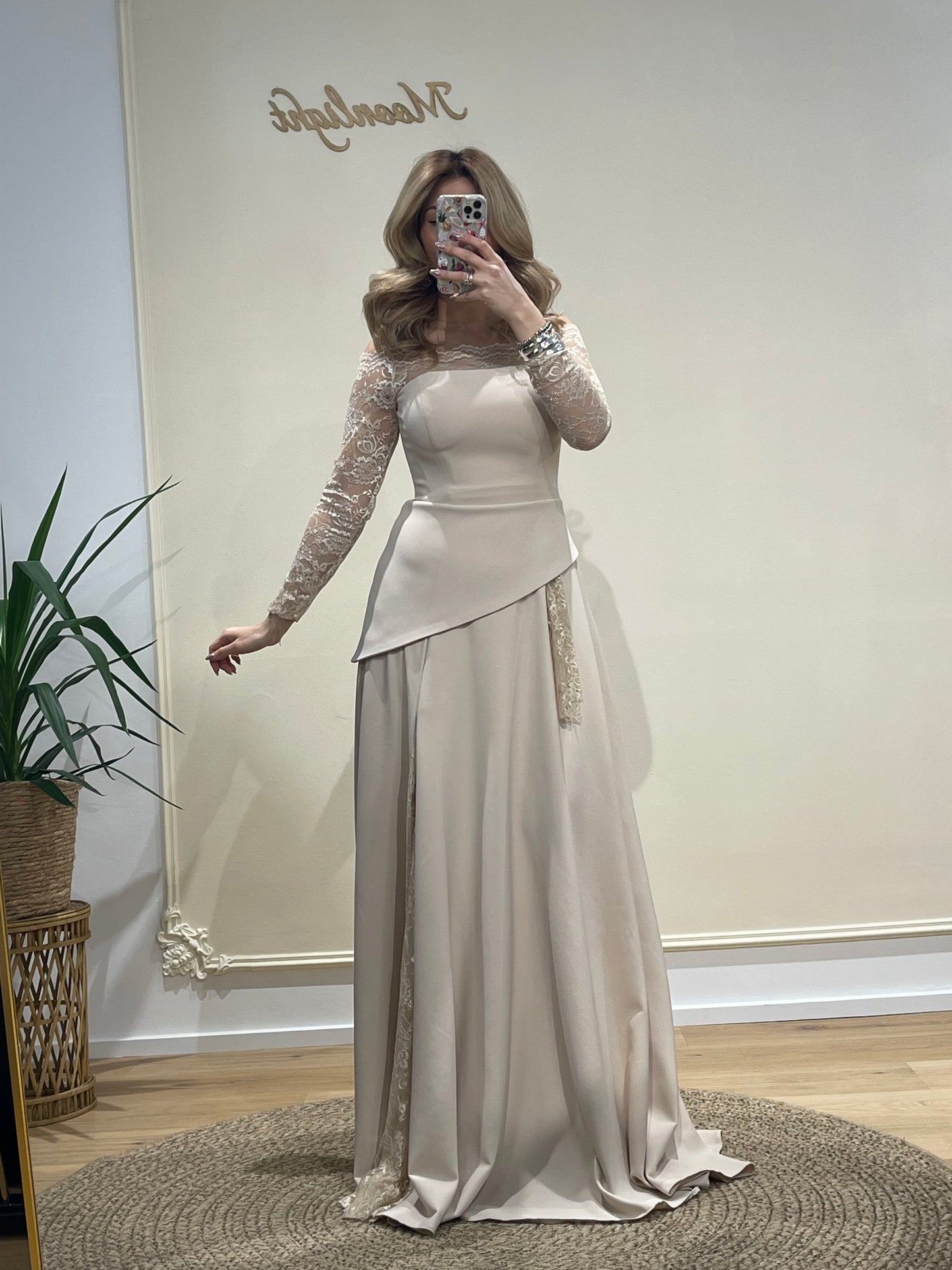 Dress Wiktoria beige