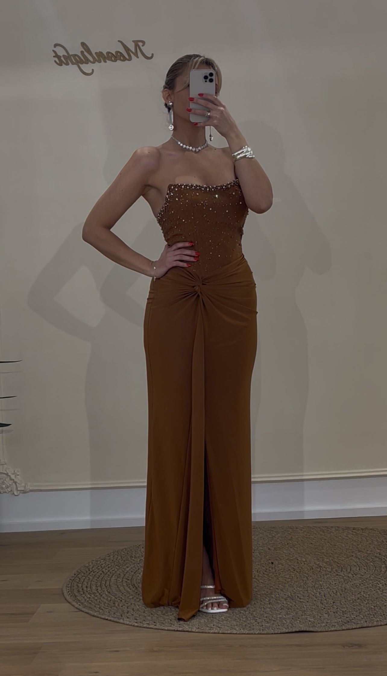 dress Nil