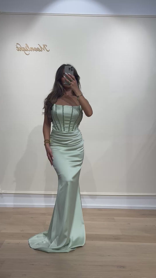 DressMooN
